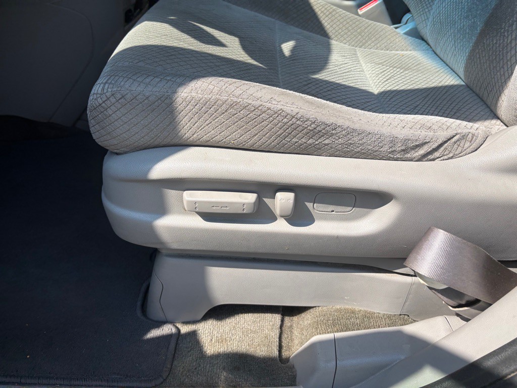 2015 Honda Odyssey Image 18