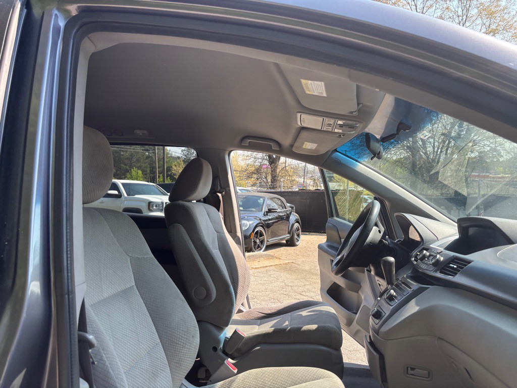 2015 Honda Odyssey Image 21