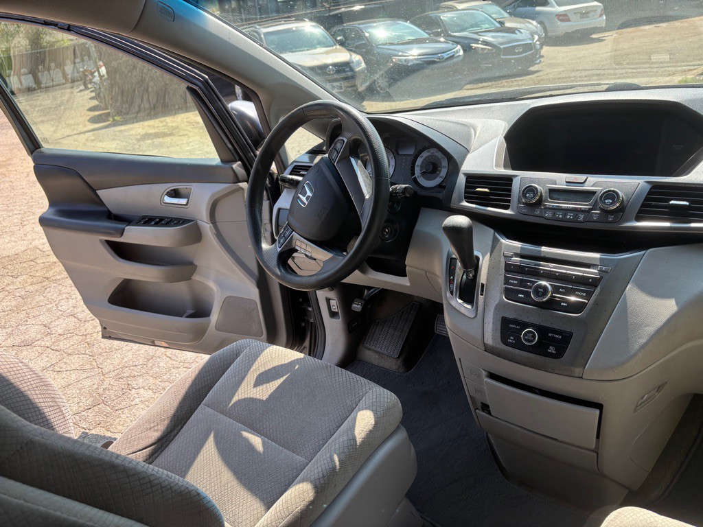 2015 Honda Odyssey Image 22