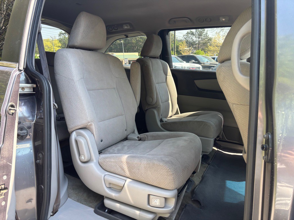 2015 Honda Odyssey Image 24