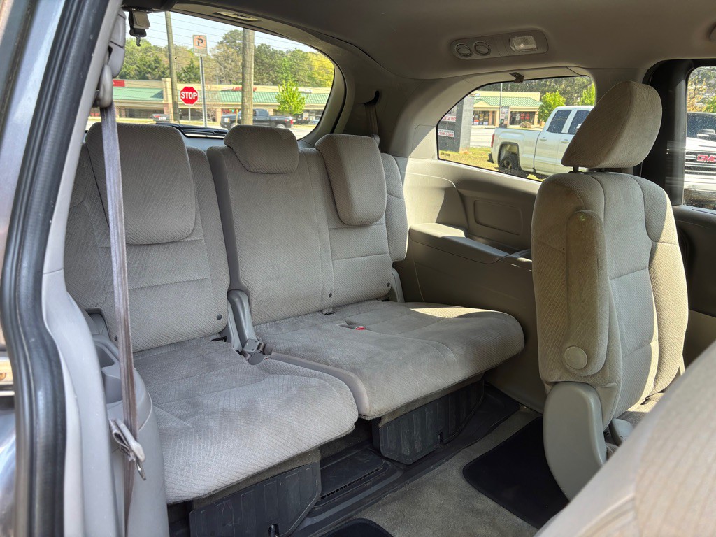 2015 Honda Odyssey Image 25