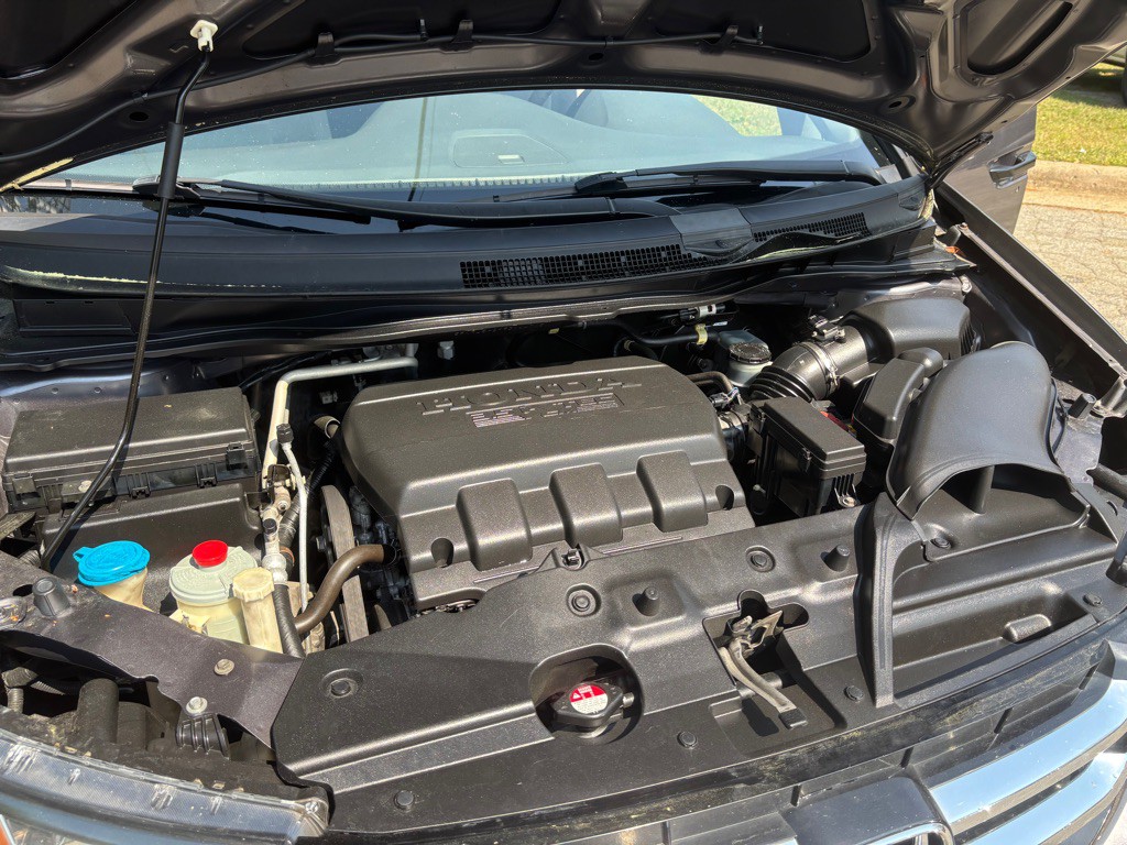 2015 Honda Odyssey Image 50