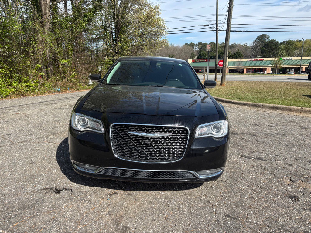 2016 Chrysler 300 Image 2
