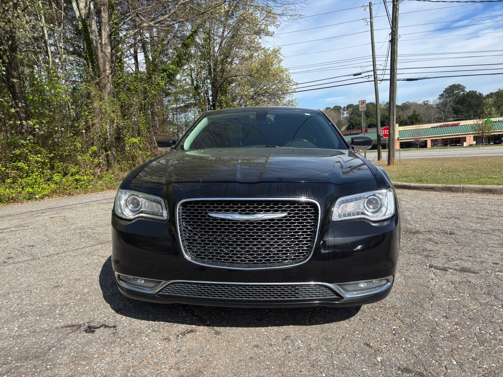 2016 Chrysler 300 Image 3