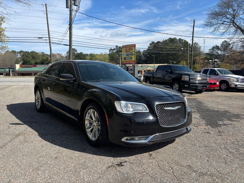 2016 Chrysler 300 Image 7