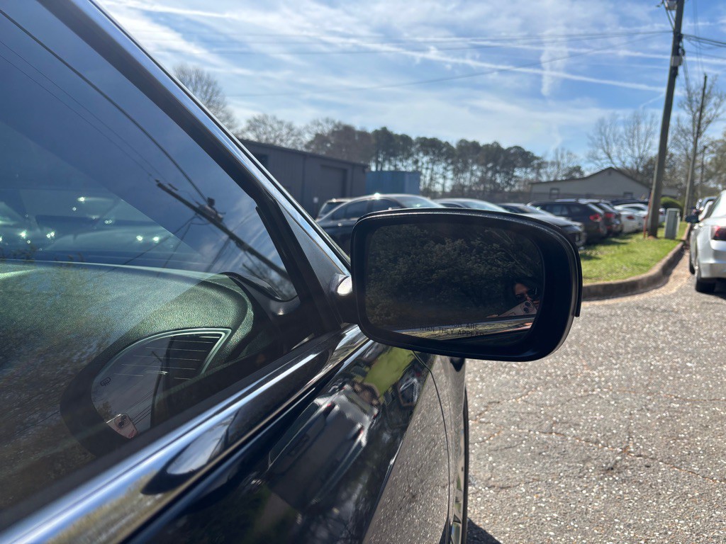 2016 Chrysler 300 Image 10