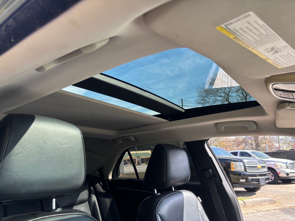 2016 Chrysler 300 Image 28