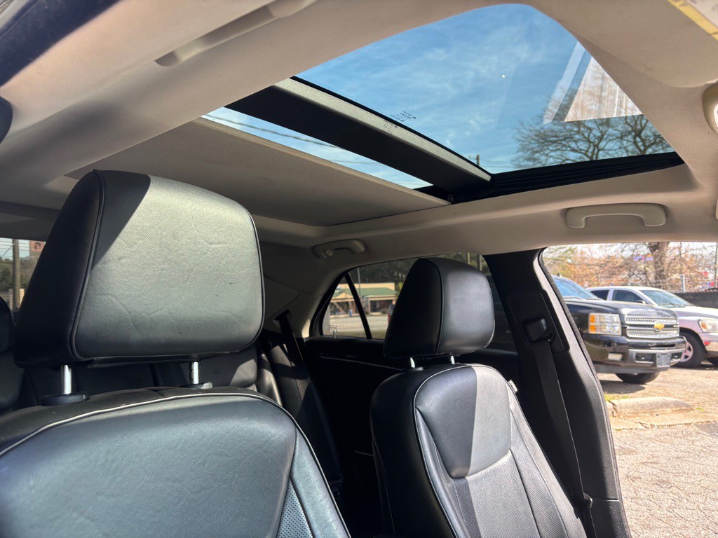 2016 Chrysler 300 Image 29