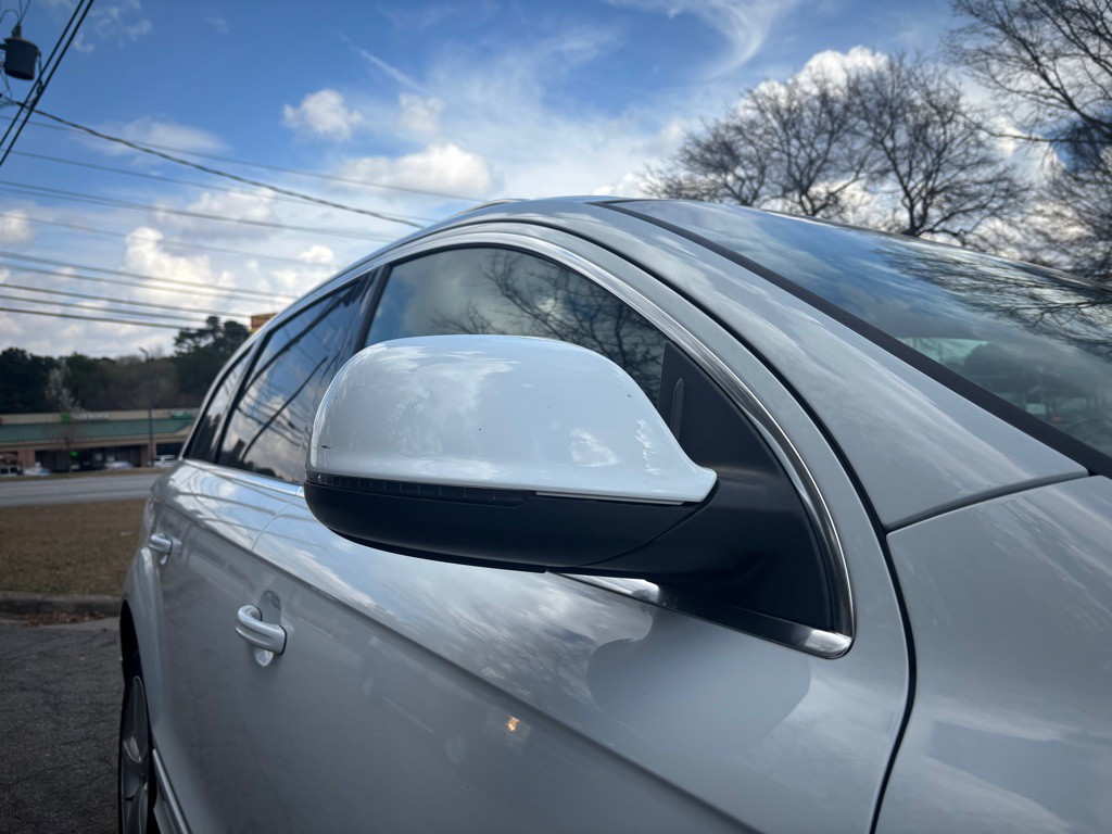 2013 Audi Q7 Image 12