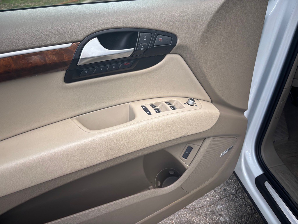 2013 Audi Q7 Image 18