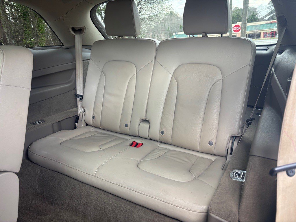2013 Audi Q7 Image 32