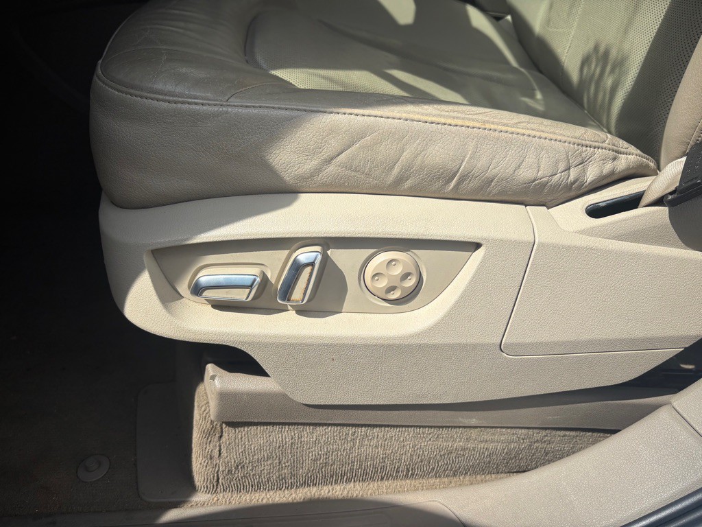 2013 Audi Q7 Image 36