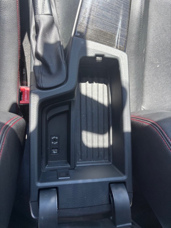 2017 BMW 3 Series Image 42