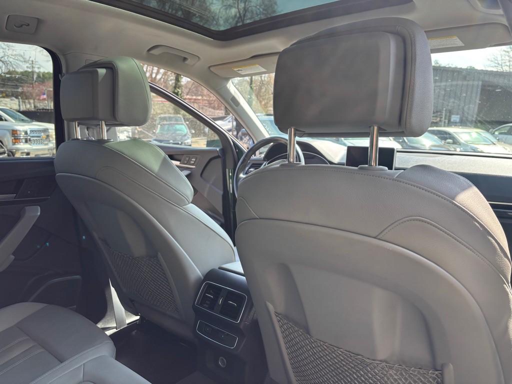 2018 Audi Q5 Image 31