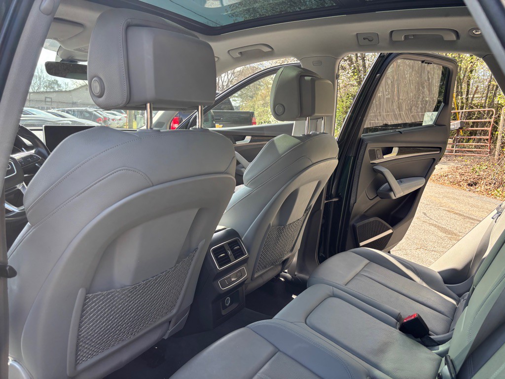 2018 Audi Q5 Image 35