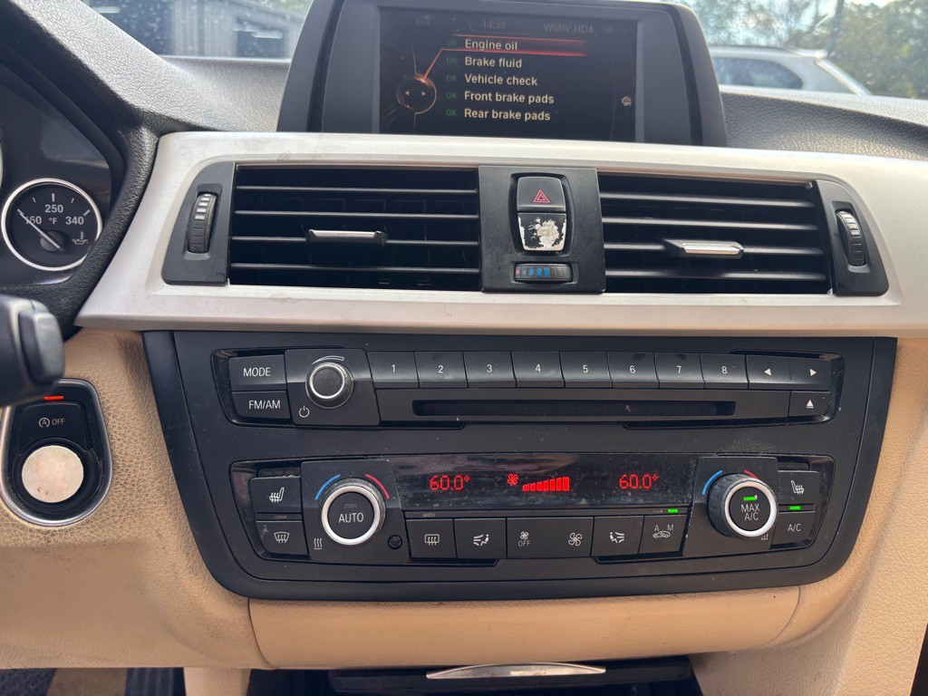 2015 BMW 3 Series Image 37