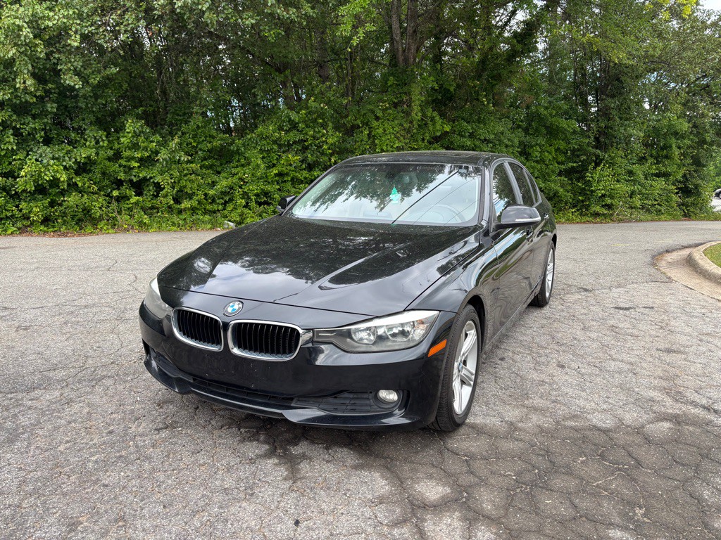 2015 BMW 3 Series Image 2