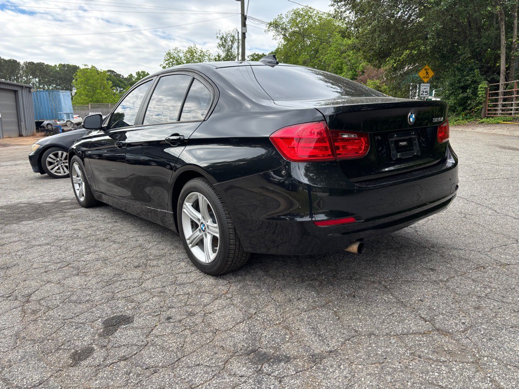 2015 BMW 3 Series Image 10