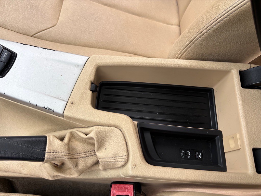 2015 BMW 3 Series Image 38