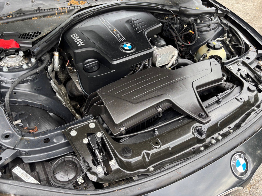 2015 BMW 3 Series Image 41