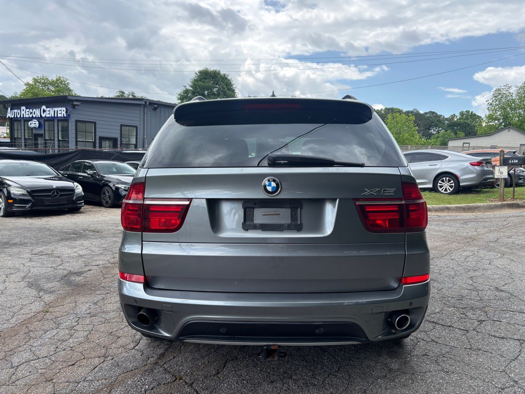 2011 BMW X5 Image 10