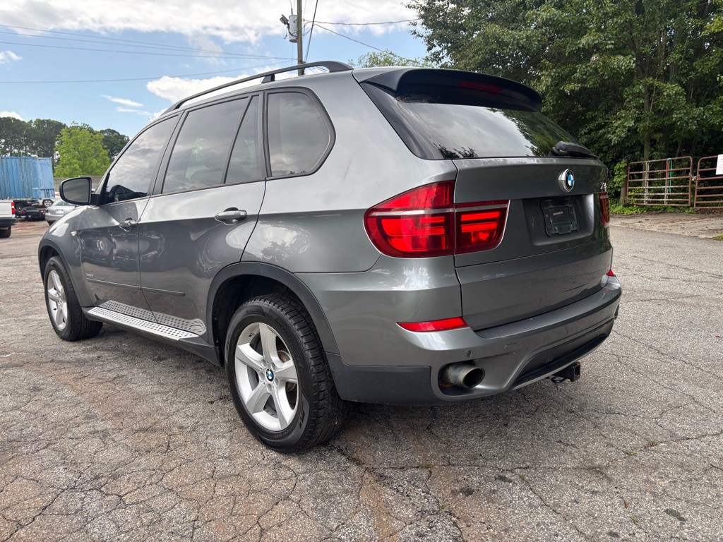 2011 BMW X5 Image 13