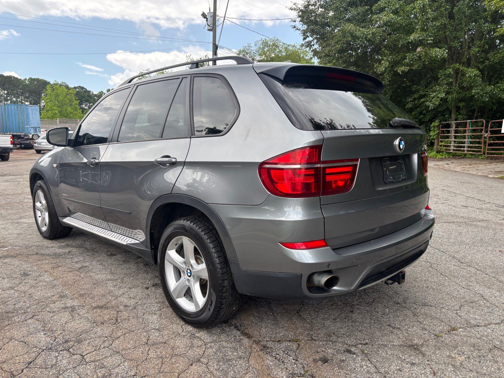2011 BMW X5 Image 14
