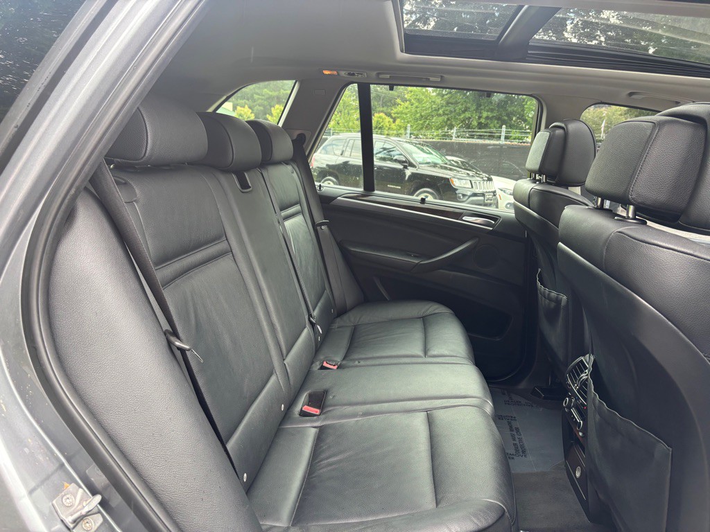 2011 BMW X5 Image 23