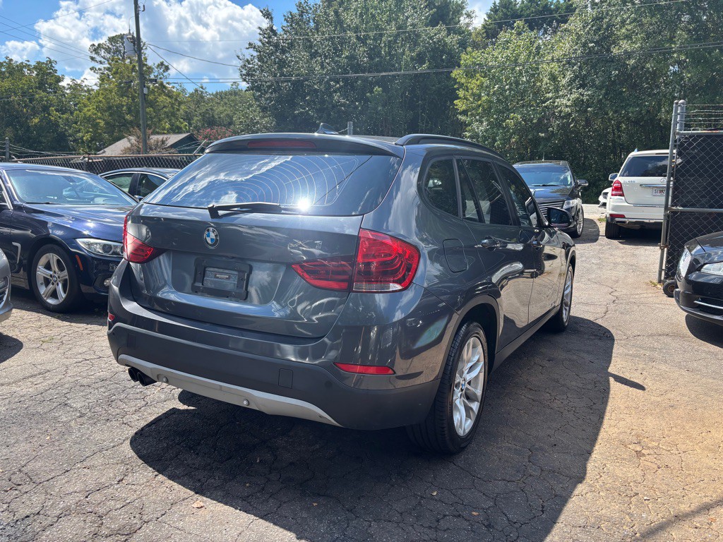 2015 BMW X1 Image 12