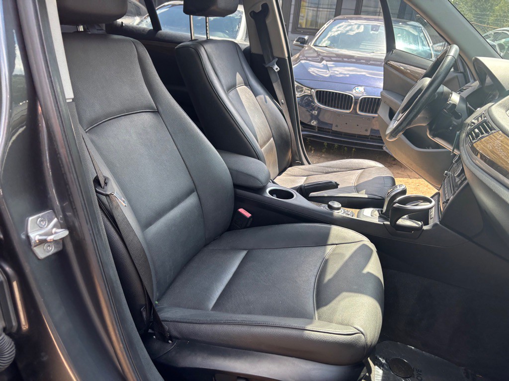 2015 BMW X1 Image 22