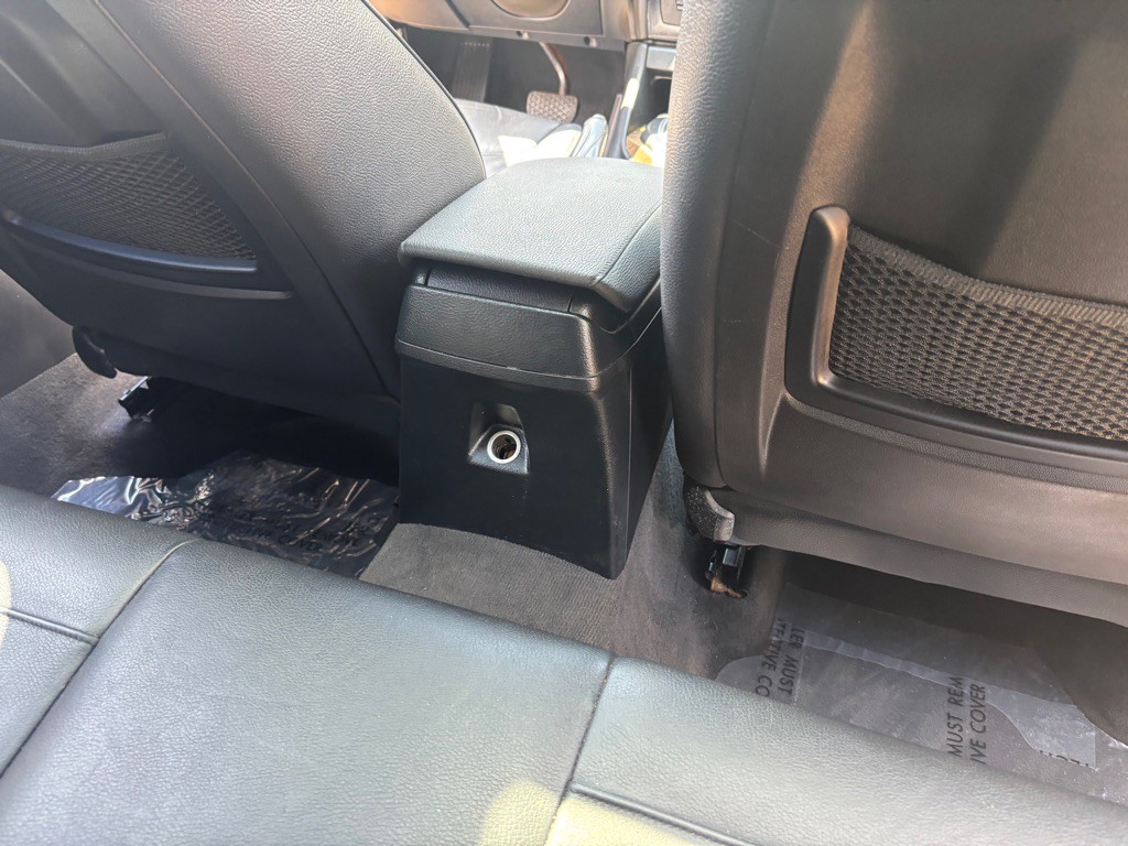 2015 BMW X1 Image 29