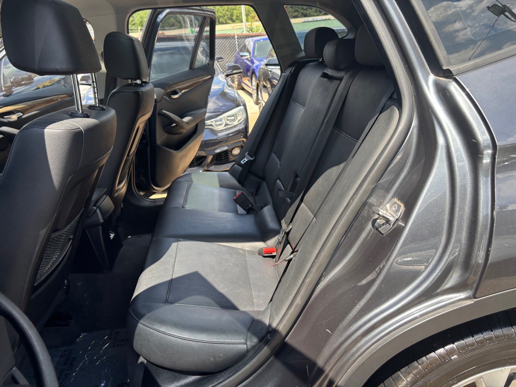 2015 BMW X1 Image 30