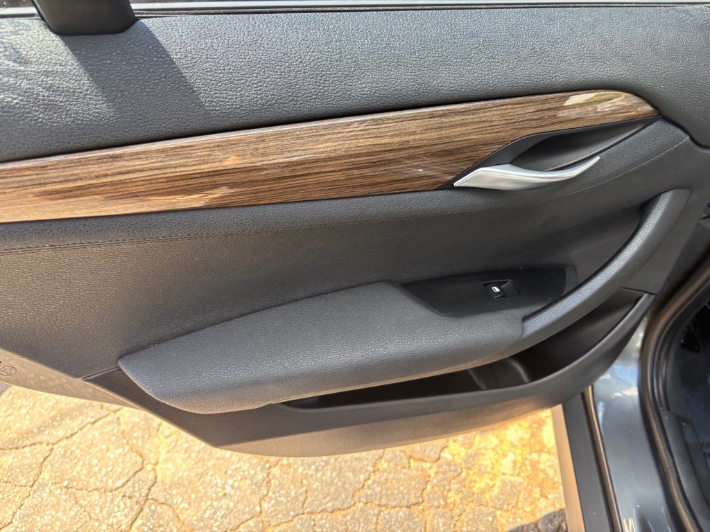 2015 BMW X1 Image 34