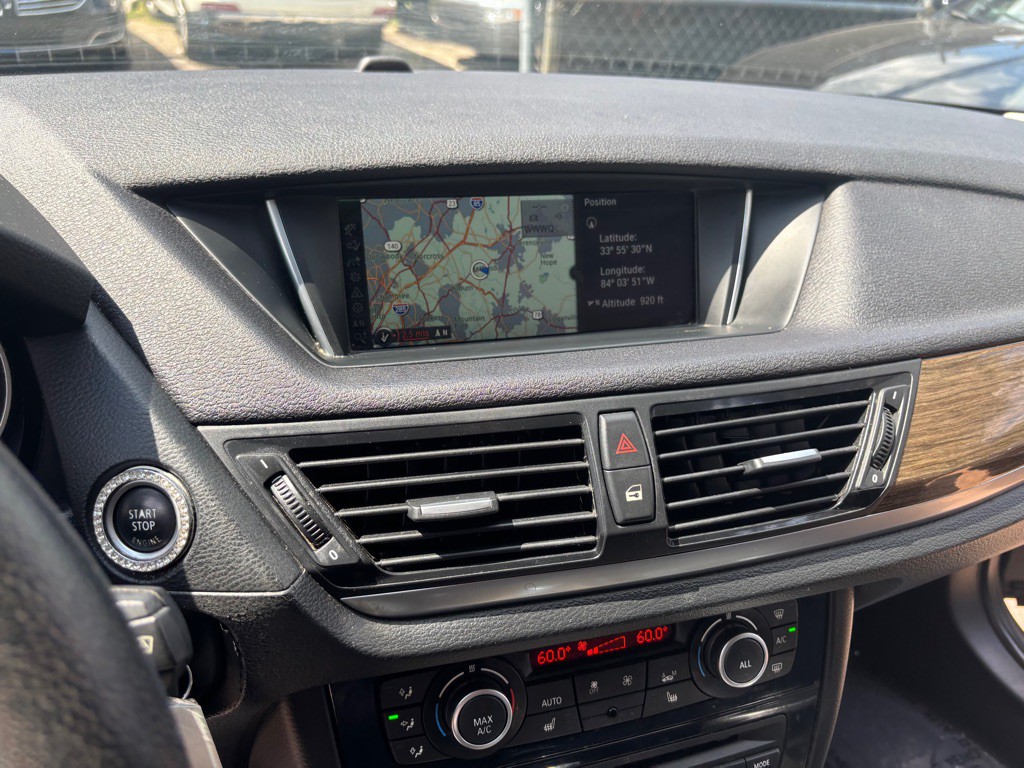 2015 BMW X1 Image 38