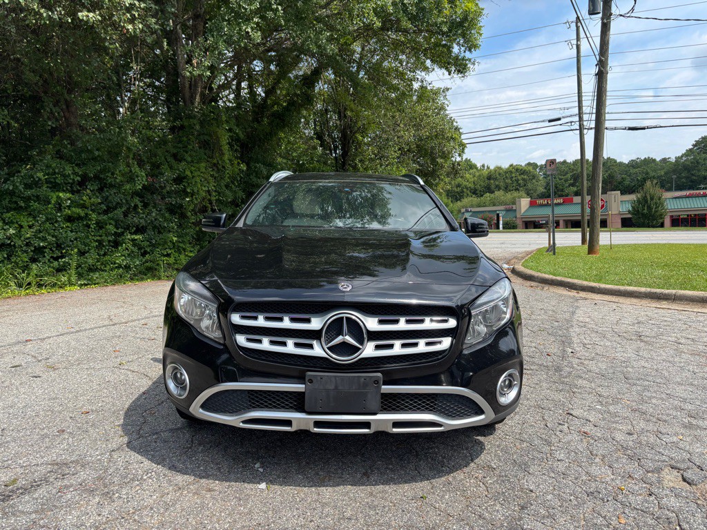 2020 Mercedes-Benz GLA-Class Image 2