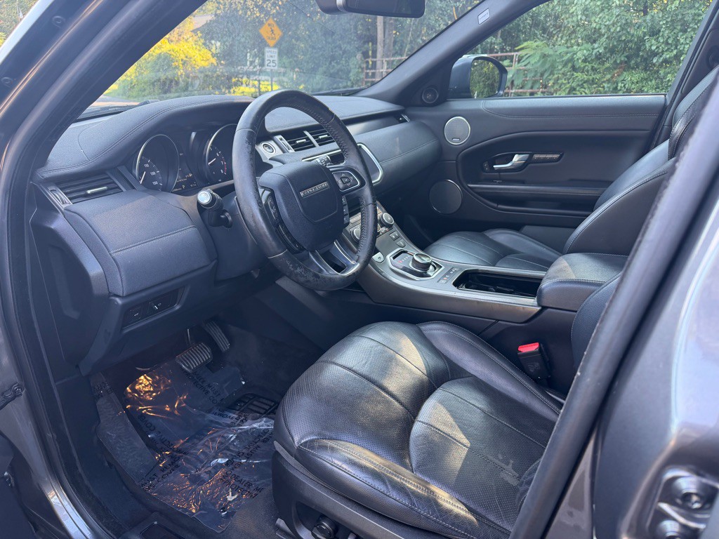 2019 Land Rover Range Rover Evoque Image 21