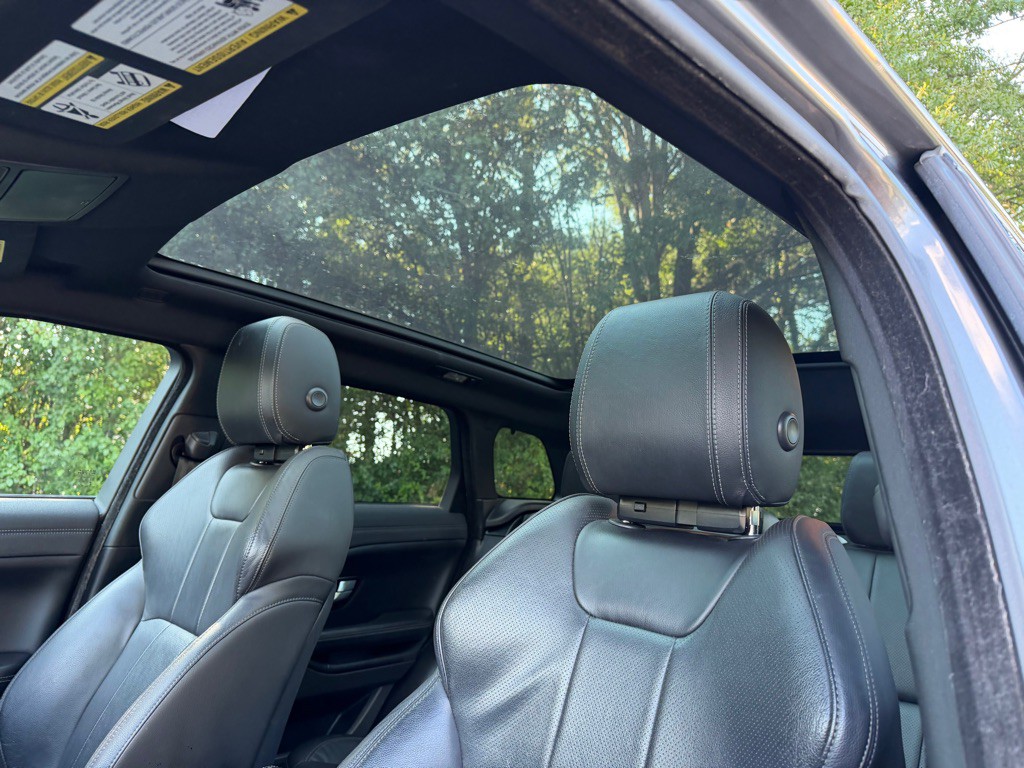 2019 Land Rover Range Rover Evoque Image 25