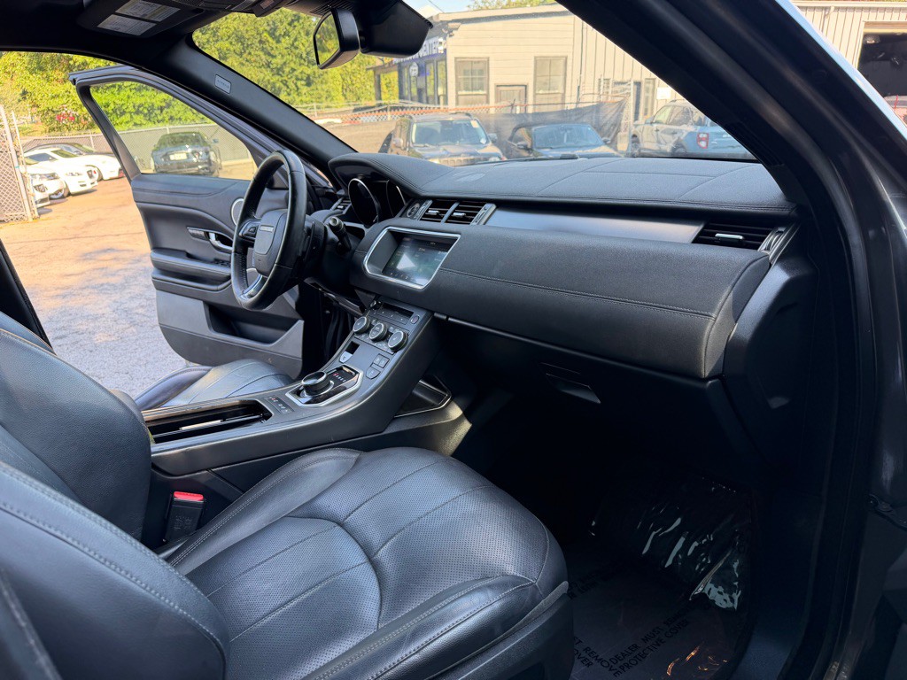 2019 Land Rover Range Rover Evoque Image 30
