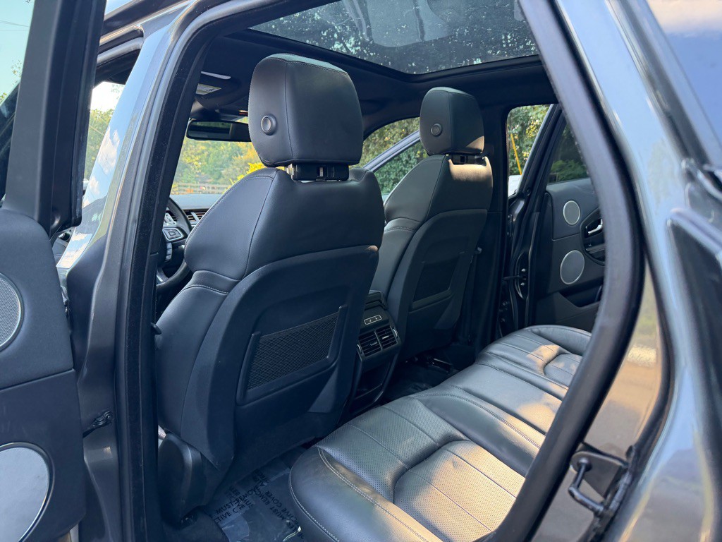 2019 Land Rover Range Rover Evoque Image 42