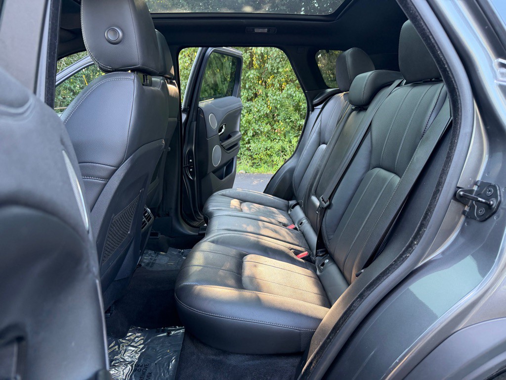 2019 Land Rover Range Rover Evoque Image 44