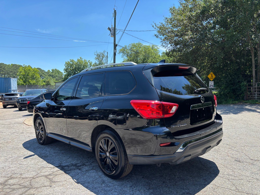 2020 Nissan Pathfinder Image 13