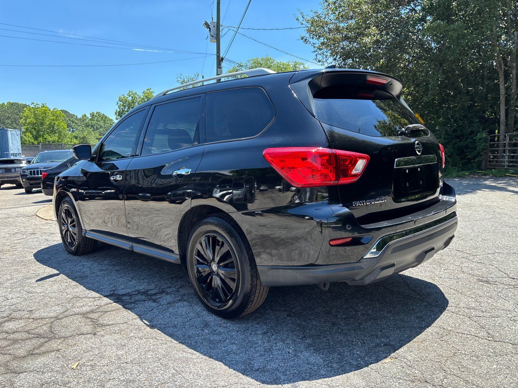 2020 Nissan Pathfinder Image 15