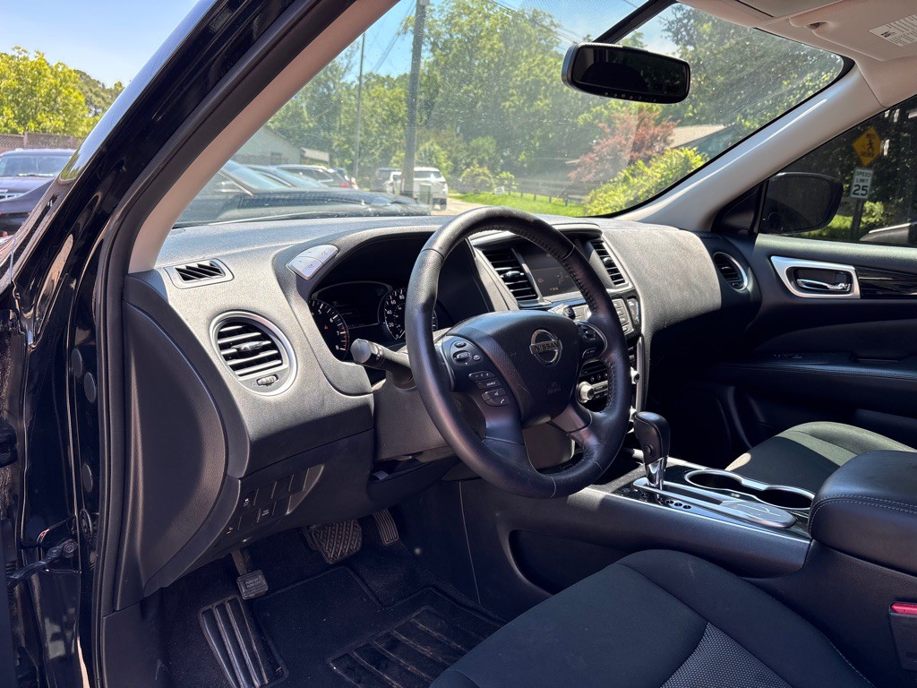 2020 Nissan Pathfinder Image 17