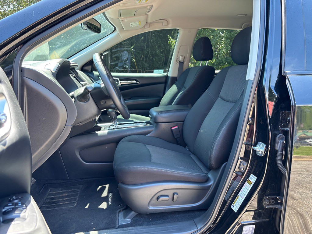 2020 Nissan Pathfinder Image 19