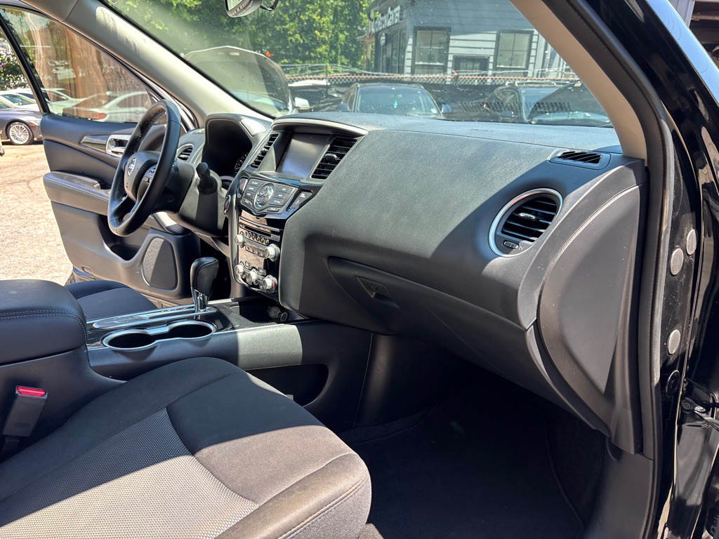 2020 Nissan Pathfinder Image 23