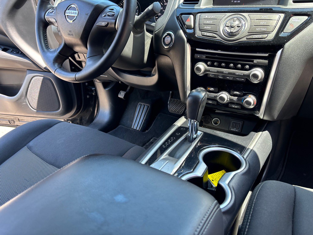 2020 Nissan Pathfinder Image 26