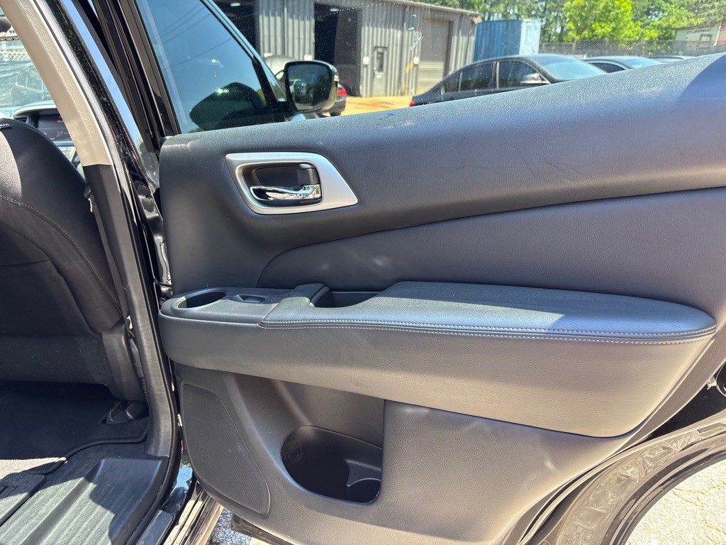 2020 Nissan Pathfinder Image 29