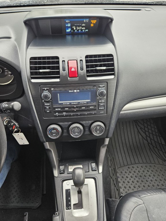 2015 Subaru Forester Image 9