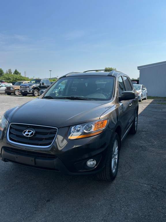 2011 Hyundai Santa Fe Image 2