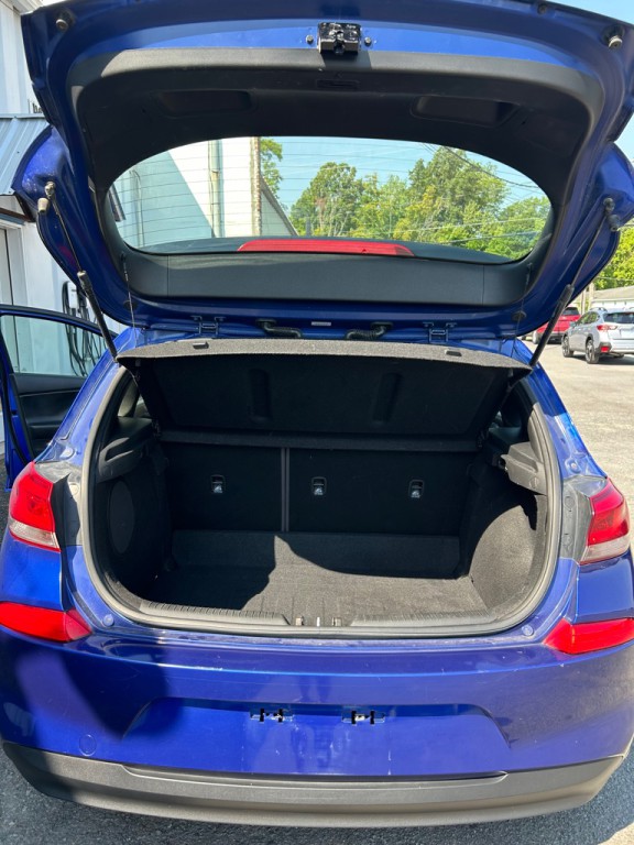 2018 Hyundai Elantra Image 9